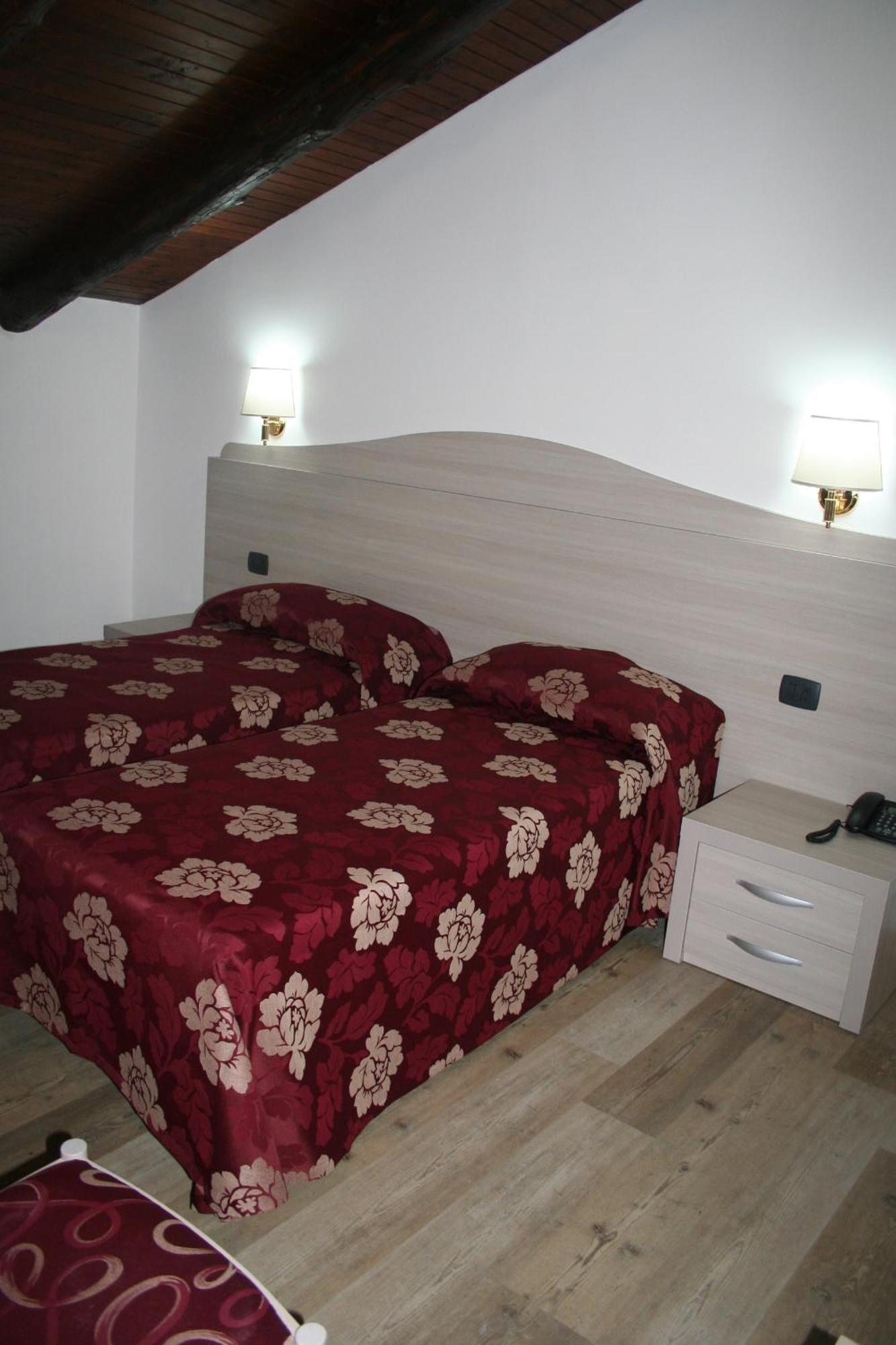 Agriturismo Cascina Del Vai カイロ・モンテノッテ 部屋 写真