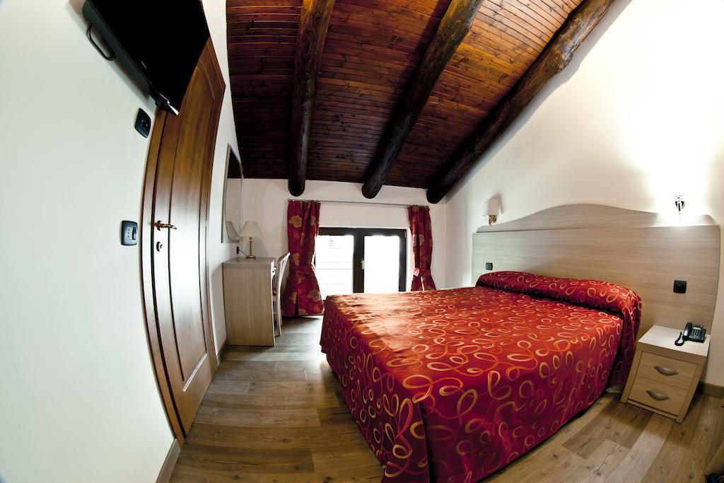 Agriturismo Cascina Del Vai カイロ・モンテノッテ エクステリア 写真