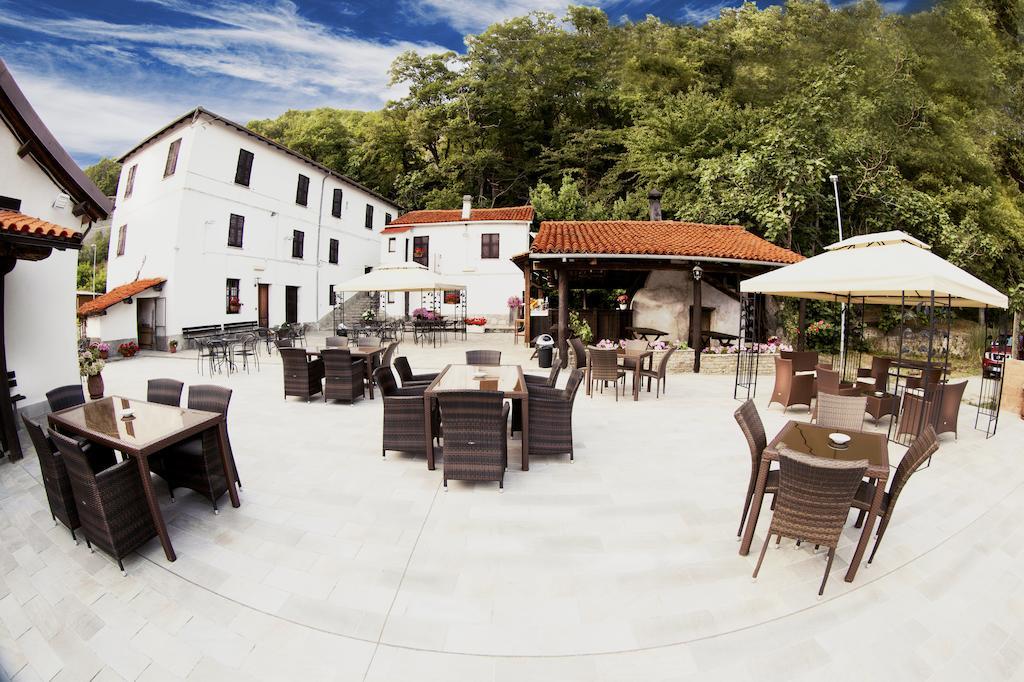 Agriturismo Cascina Del Vai カイロ・モンテノッテ エクステリア 写真