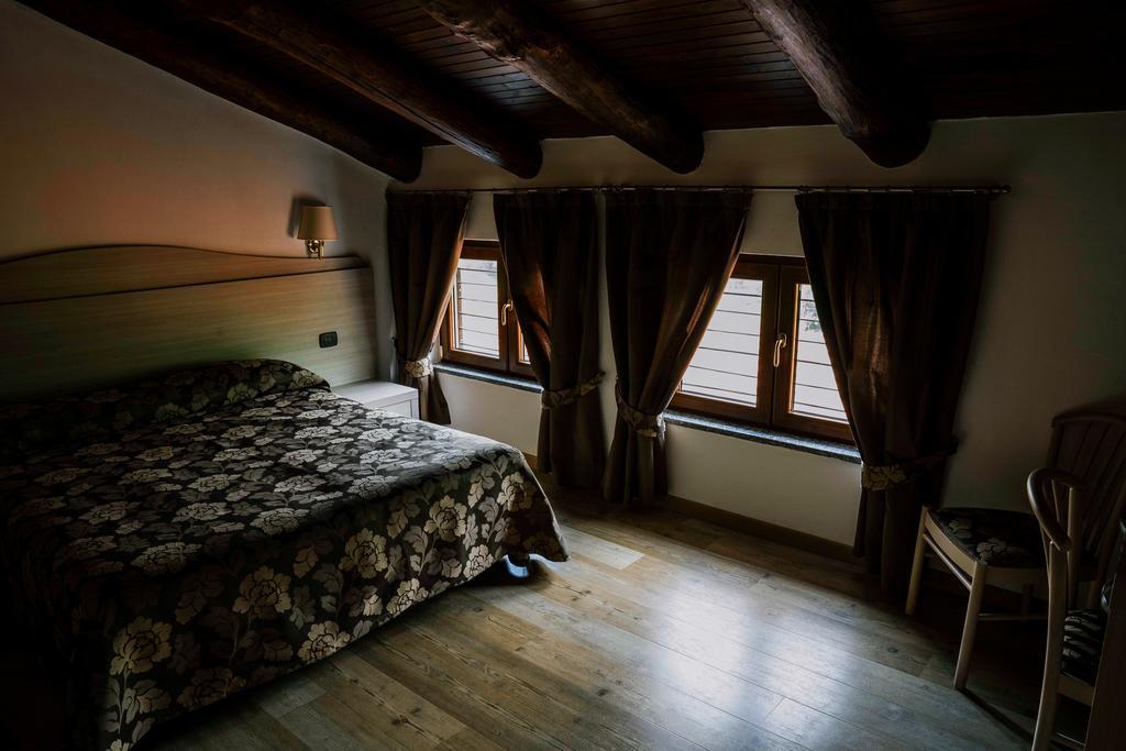 Agriturismo Cascina Del Vai カイロ・モンテノッテ エクステリア 写真