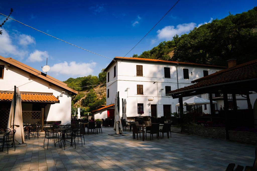 Agriturismo Cascina Del Vai カイロ・モンテノッテ エクステリア 写真