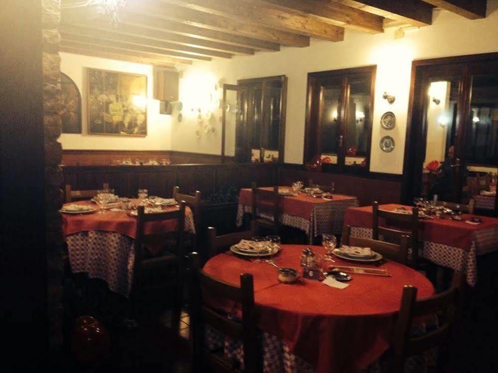 Agriturismo Cascina Del Vai カイロ・モンテノッテ エクステリア 写真
