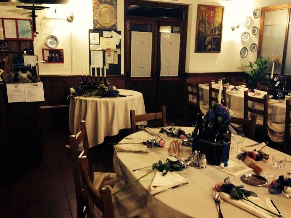 Agriturismo Cascina Del Vai カイロ・モンテノッテ エクステリア 写真